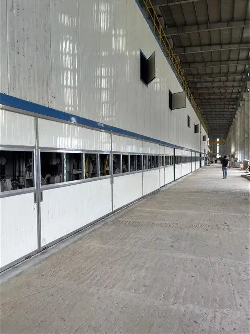 Stroj za izradu valovitog papira